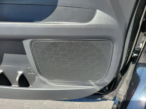 Used 2021 Toyota Sienna XLE AWD/4WD image 19