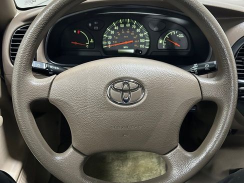 Used 2004 Toyota Tundra image 14