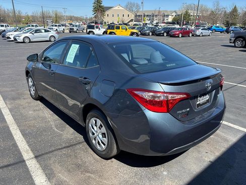 Used 2018 Toyota Corolla LE FWD image 5