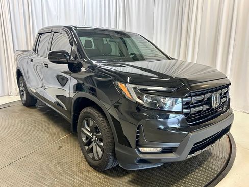 Used 2025 Honda Ridgeline Sport image 23