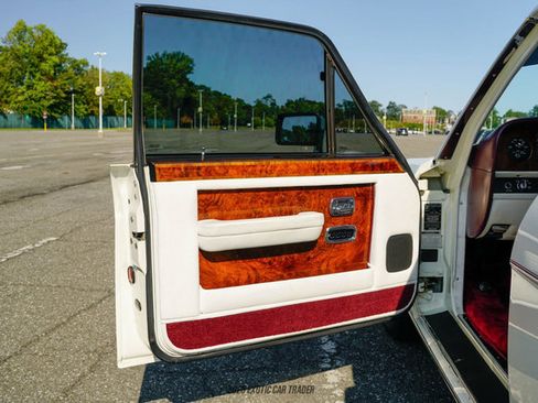 Used 1989 Rolls-Royce Silver Spirit RWD image 43