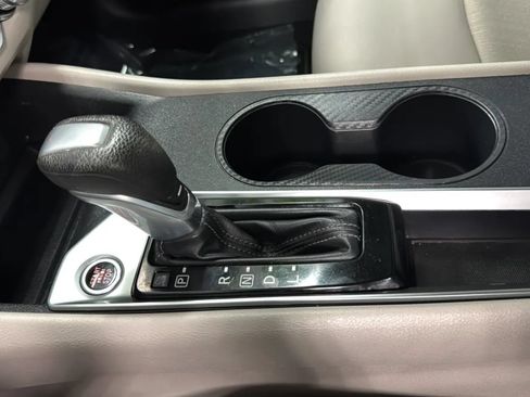 Used 2020 Nissan Altima 2.5 S FWD image 23