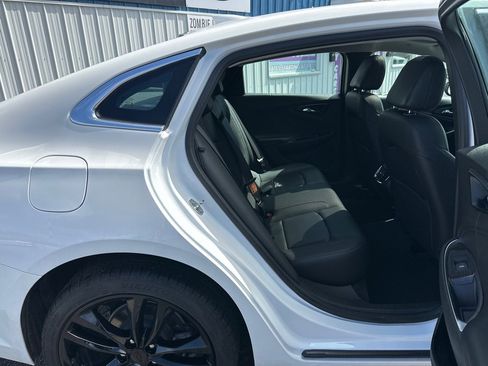Used 2023 Chevrolet Malibu LT image 17