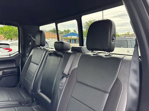 Used 2019 Ford F150 Raptor w/ Equipment Group 802A Luxury AWD/4WD image 9