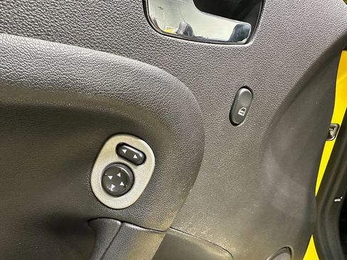 Used 2007 Pontiac Solstice GXP w/ Premium Package image 19