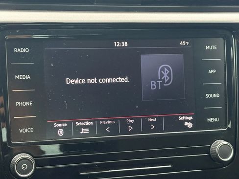 Used 2021 Volkswagen Passat 2.0T S image 16