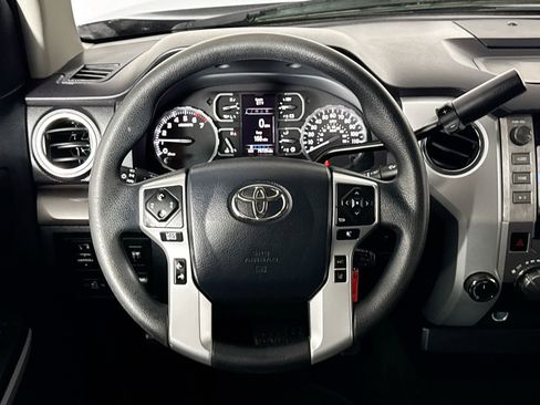 Used 2018 Toyota Tundra SR5 w/ TRD Off Road Package image 20