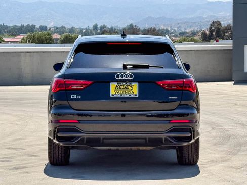 Used 2022 Audi Q3 2.0T Premium AWD/4WD image 3