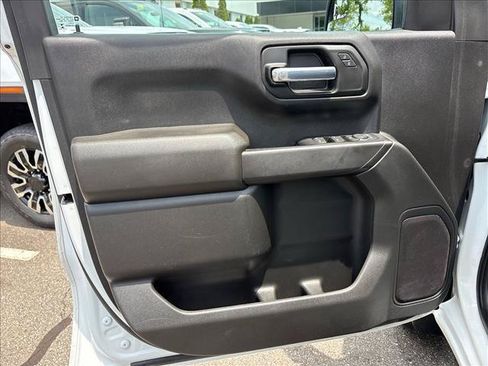 Certified 2022 Chevrolet Silverado 1500 Custom Trail Boss AWD/4WD image 19