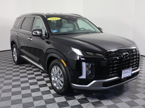 Used 2023 Hyundai Palisade SEL w/ Cargo Package image 1