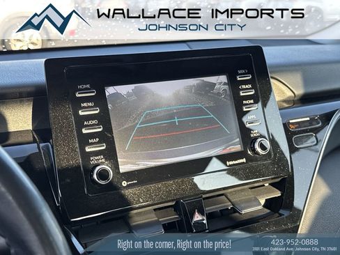 Used 2021 Toyota Camry SE image 23