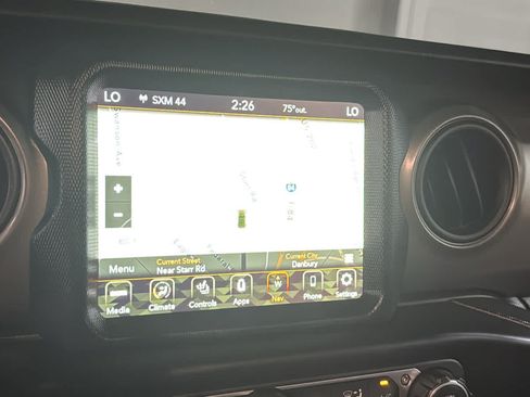Used 2023 Jeep Wrangler Unlimited w/ Sun & Screen Package AWD/4WD image 15