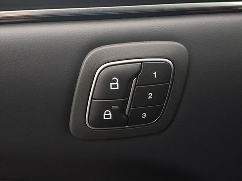 Certified 2025 Ford Mustang Mach-E Premium image 16