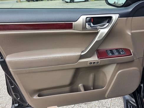 Used 2018 Lexus GX 460 Premium image 49