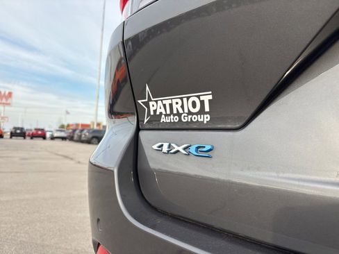 Used 2022 Jeep Grand Cherokee Overland AWD/4WD image 7