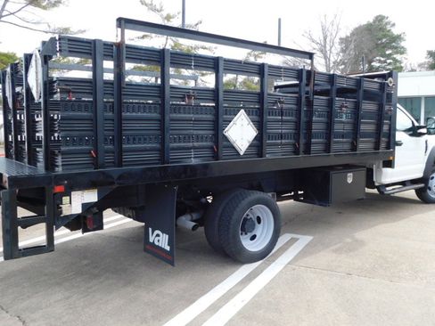 Used 2018 Ford F450 XL w/ XL Value Package image 3