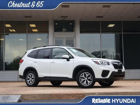 Used 2020 Subaru Forester Premium AWD/4WD image 2