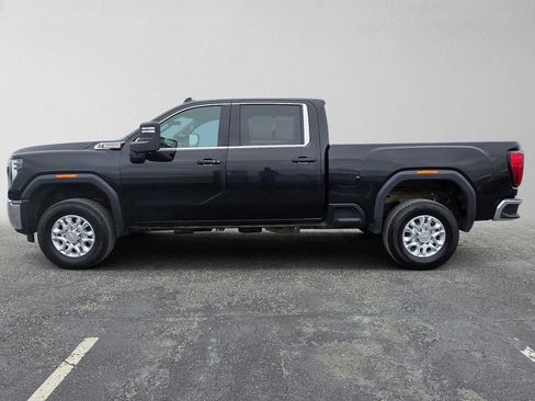Certified 2025 GMC Sierra 3500 SLE w/ SLE Value Package AWD/4WD image 6