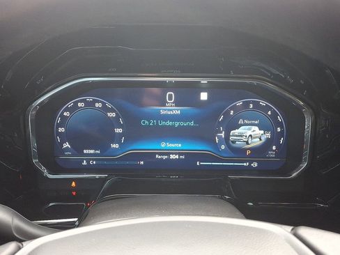 Used 2022 Chevrolet Silverado 1500 LT image 20