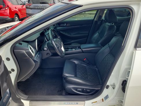 Used 2020 Nissan Maxima Platinum w/ Sport Mat Group FWD image 12