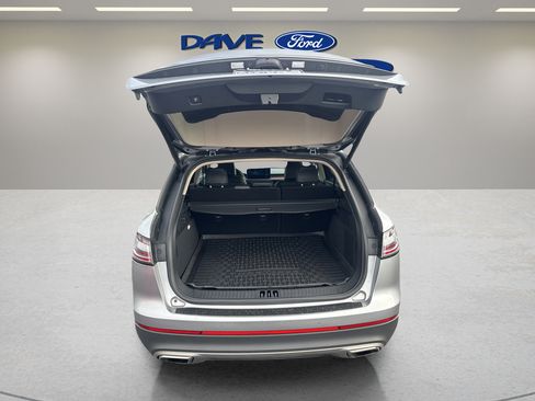 Used 2023 Lincoln Nautilus Reserve AWD/4WD image 28