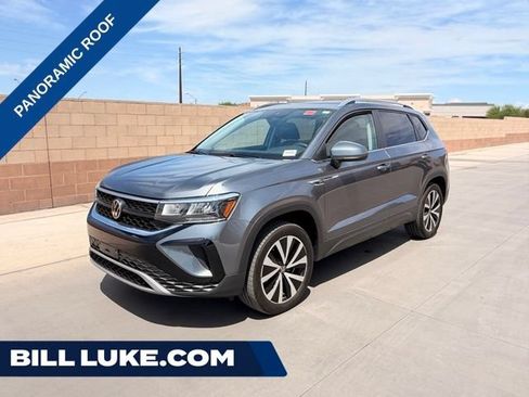 Used 2023 Volkswagen Taos SE w/ Panoramic Sunroof Package AWD/4WD image 1