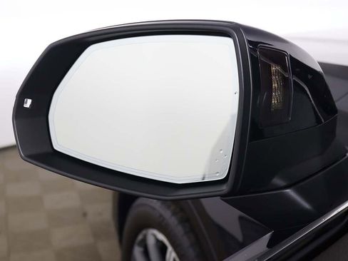 Used 2017 Audi Q7 3.0T Premium Plus w/ Premium Plus Package image 36