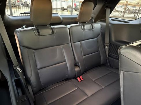 Certified 2025 Ford Explorer ST-Line w/ Premium Package image 7