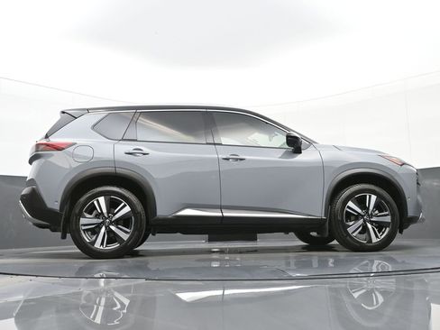 Used 2023 Nissan Rogue Platinum image 42