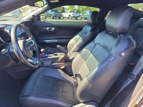 Used 2019 Ford Mustang GT Premium w/ GT Performance Package RWD image 15