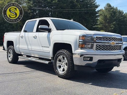 Used 2015 Chevrolet Silverado 1500 LT w/ LT Convenience Package AWD/4WD image 10
