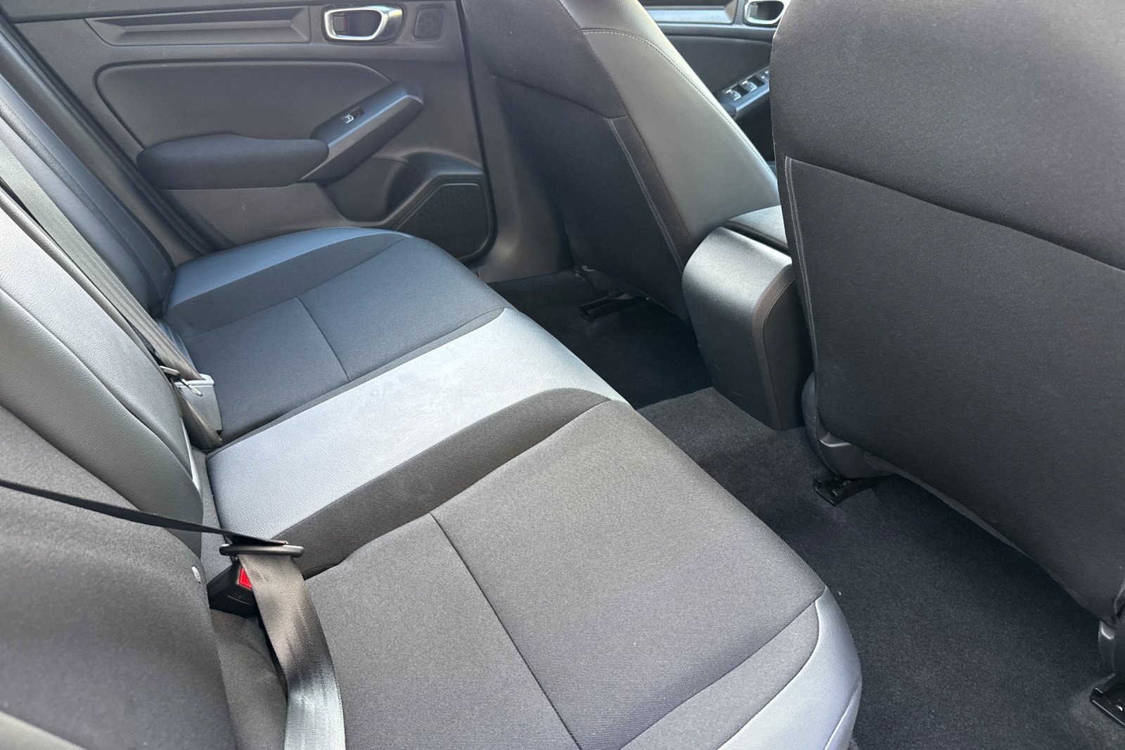 Used 2025 Honda Civic Sport image 31