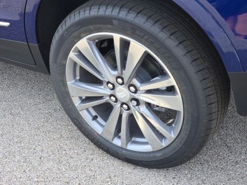 New 2025 Cadillac XT5 Premium Luxury w/ LPO, Floor Liner Package image 17