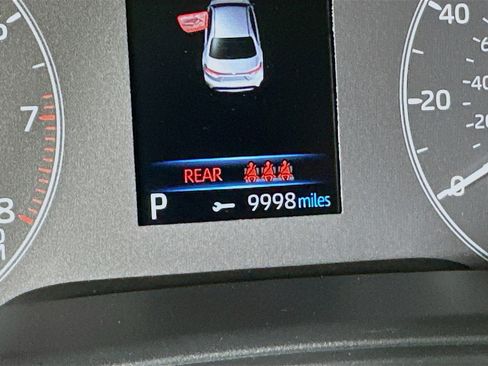 Used 2024 Toyota Corolla LE FWD image 19