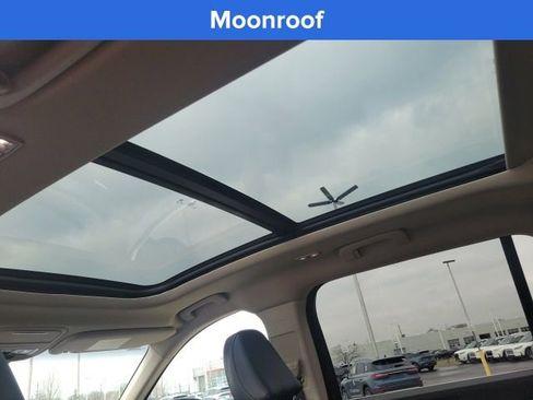 Used 2023 Lincoln Aviator AWD w/ Premium Package image 8