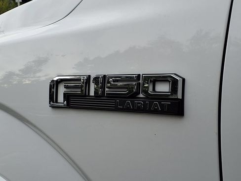 Used 2020 Ford F150 Lariat w/ Equipment Group 502A Luxury AWD/4WD image 8