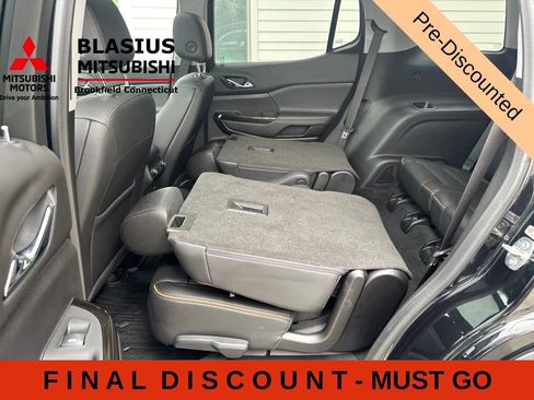 Used 2023 GMC Acadia AT4 w/ GMC Pro Grade Package AWD/4WD image 36