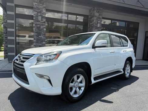 Used 2016 Lexus GX 460 w/ Navigation Package AWD/4WD image 7