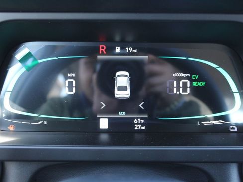 New 2026 Hyundai Elantra Hybrid FWD image 28