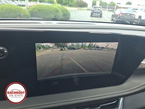 Used 2024 Buick Envista Preferred w/ Convenience II Package FWD image 10