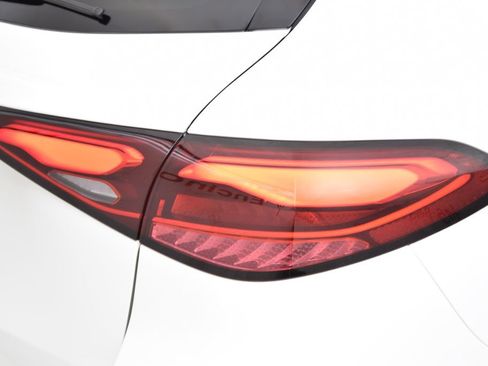 Certified 2026 Mercedes-Benz GLC 300 image 12