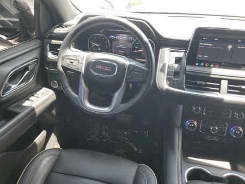 Used 2021 GMC Yukon SLT RWD image 17