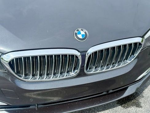 Used 2018 BMW 530i RWD image 14