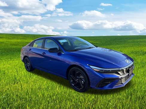 New 2026 Hyundai Elantra SEL Sport image 7