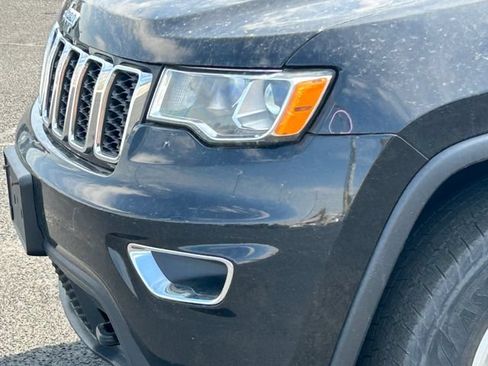 Used 2021 Jeep Grand Cherokee Laredo AWD/4WD image 11