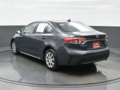 Used 2024 Toyota Corolla LE FWD image 4