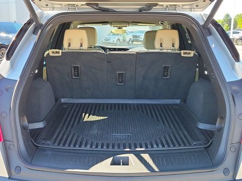 Used 2019 Cadillac XT5 FWD image 10
