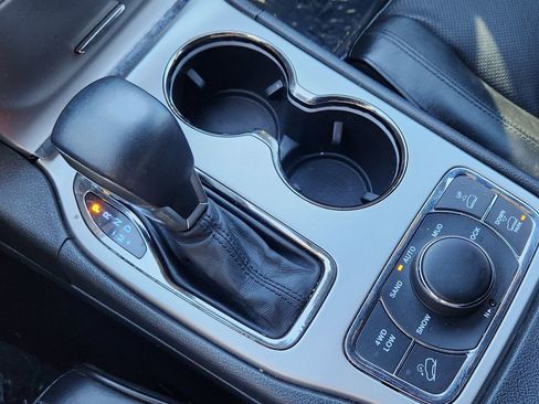 Used 2019 Jeep Grand Cherokee High Altitude image 10