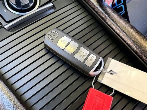 Used 2017 MAZDA MAZDA6 Grand Touring image 32