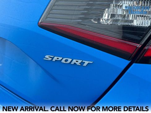 Used 2024 Honda Civic Sport image 11